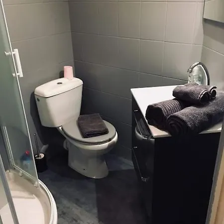 Menage Gratuit Apartman *